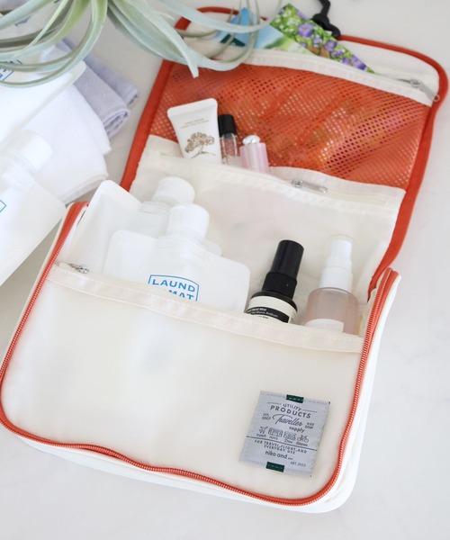 オリジナルニコロゴハンギングポーチ（トラベルグッズ）｜niko and