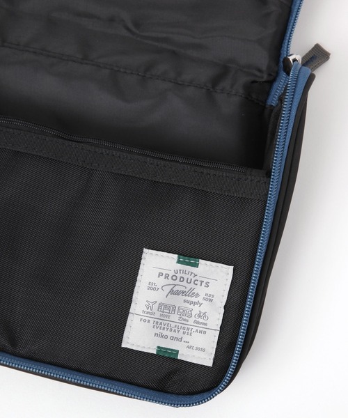 niko and...（ニコアンド）の「オリジナルニコロゴハンギングポーチ（トラベルグッズ・レディース・アイボリー/ブラック・XX-SMALL）」の10枚目の写真