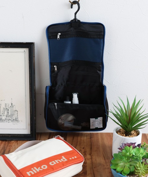 niko and...（ニコアンド）の「オリジナルニコロゴハンギングポーチ（トラベルグッズ・レディース・アイボリー/ブラック・XX-SMALL）」の20枚目の写真