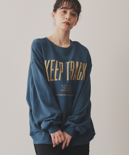 VIRAL.(バイラル)の「【ECLAT METTRE.】KEEP TRACK 裏毛プルオーバー(スウェット・レディース・ライトブルー/チャコールグレー/オフホワイト・00)」の4枚目の写真