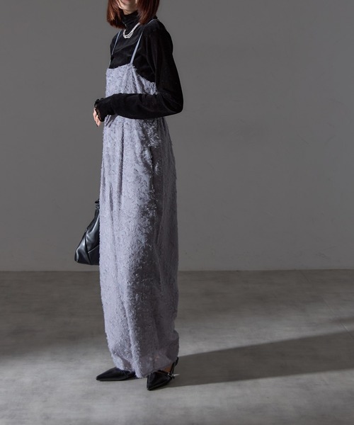 each（イーチ）の「フラワーフリンジジャガードキャミワイドサロペ（サロペット/オーバーオール・レディース・グレー/アイボリー・FREE）」の4枚目の写真