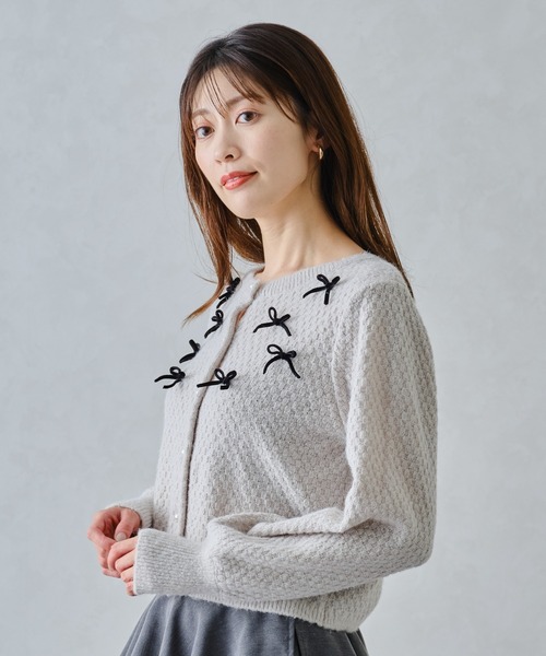 MISCH MASCH(ミッシュマッシュ)の「ふわふわリボンカーディガン/MM448403(ニット/セーター・レディース・グレー/ブラック/ホワイト・フリ-)」の16枚目の写真