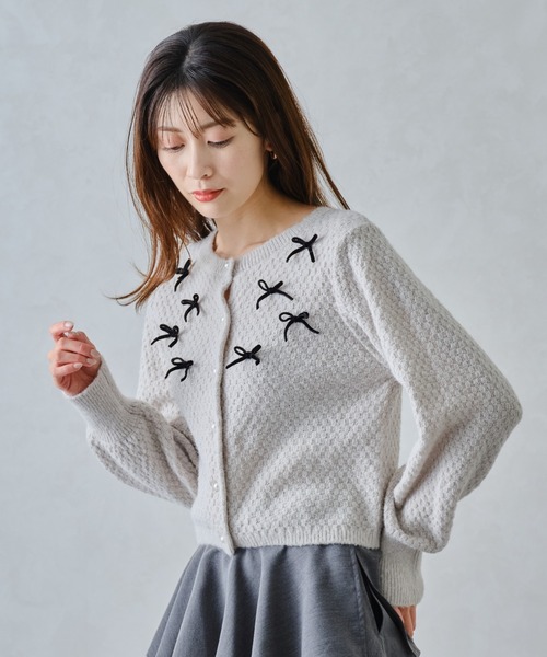 MISCH MASCH(ミッシュマッシュ)の「ふわふわリボンカーディガン/MM448403(ニット/セーター・レディース・グレー/ブラック/ホワイト・フリ-)」の17枚目の写真