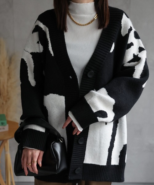 CREARE -LINO-（クレアーレリノ）の「〈ユニセックス商品〉ビックシルエット ニュアンスニットカーディガン（カーディガン/ボレロ・メンズ・グレー/ブラック・FREE）」の11枚目の写真