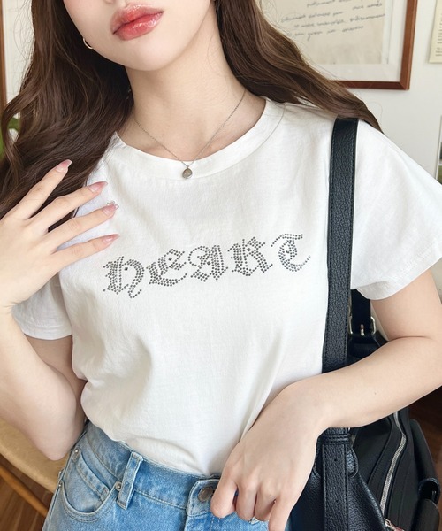 moment+(モーメントプラス)の「ラインストーンロゴ半袖Tシャツ(Tシャツ/カットソー・レディース・ピンク/ブルー/チャコールグレー/オフホワイト・M/L)」の2枚目の写真