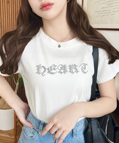 moment+(モーメントプラス)の「ラインストーンロゴ半袖Tシャツ(Tシャツ/カットソー・レディース・ピンク/ブルー/チャコールグレー/オフホワイト・M/L)」の5枚目の写真