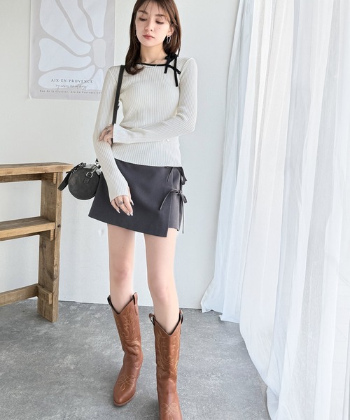 mily bilet(ミウィビレット)の「【mily bilet】くるみボタンアシンメトリーネックボーダーリブニット(長袖)(ニット/セーター・レディース・ベージュ/アイボリー/ブラック・X-LARGE/SMALL/MEDIUM/LARGE)」の17枚目の写真