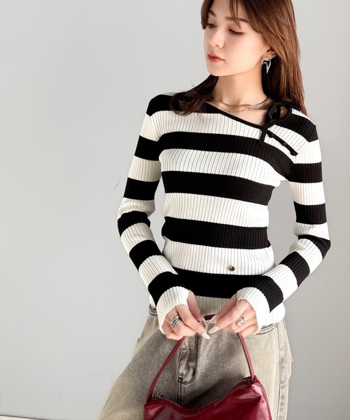 mily bilet(ミウィビレット)の「【mily bilet】くるみボタンアシンメトリーネックボーダーリブニット(長袖)(ニット/セーター・レディース・ベージュ/アイボリー/ブラック・X-LARGE/SMALL/MEDIUM/LARGE)」の20枚目の写真