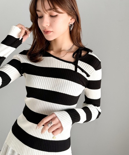 mily bilet(ミウィビレット)の「【mily bilet】くるみボタンアシンメトリーネックボーダーリブニット(長袖)(ニット/セーター・レディース・ベージュ/アイボリー/ブラック・X-LARGE/SMALL/MEDIUM/LARGE)」の22枚目の写真