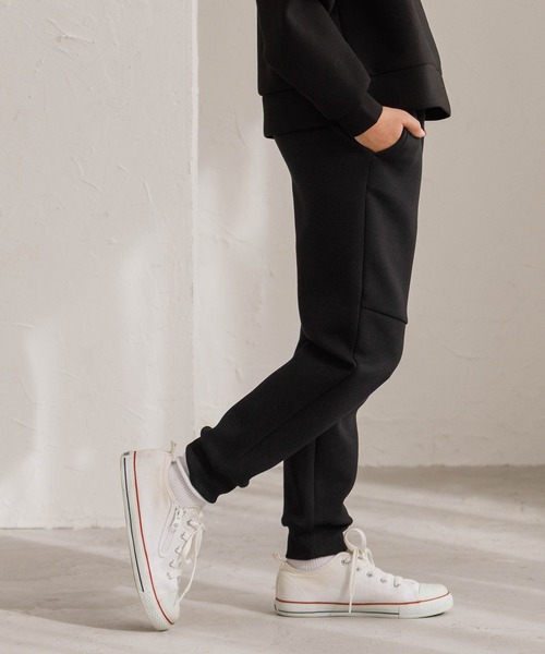 coca(coca)(コカ)の「キッズ ソフトスウェット前切替ジョガーパンツ(スウェットパンツ・キッズ・ブラック/ライトグレー/ネイビー/カーキ・140/130/150/120)」の16枚目の写真