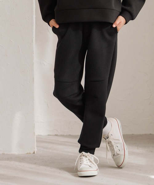 coca(coca)(コカ)の「キッズ ソフトスウェット前切替ジョガーパンツ(スウェットパンツ・キッズ・ブラック/ライトグレー/ネイビー/カーキ・140/130/150/120)」の18枚目の写真