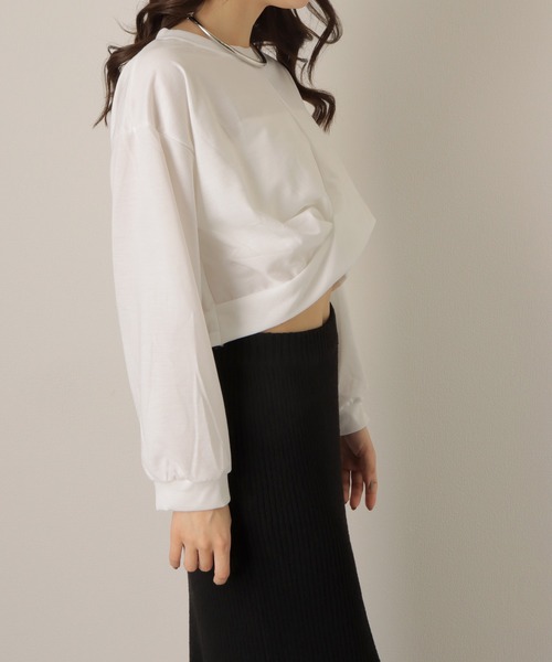 LAULEN(ローレン)の「twist short pullover /ツイスト ショート プルオーバー(スウェット・レディース・ホワイト/グレー/ブラック・FREE)」の5枚目の写真