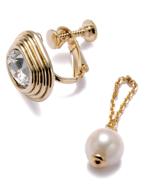 LANVIN en Bleu（ランバンオンブルー）の「2WAY パールイヤリング（イヤリング・レディース・ゴールド・ONE SIZE）」の5枚目の写真