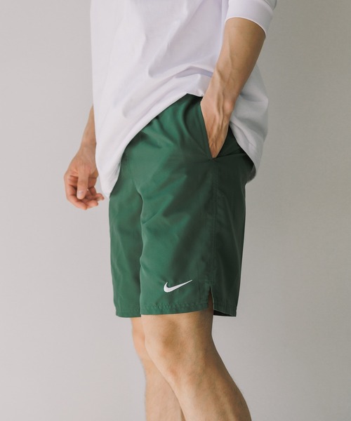 NIKE(ナイキ)の「NIKE/ナイキ ヒーロースタイル9ボレーショーツ ショートパンツ 水陸両用 水着 海パン 秋 秋服 2026年秋冬(その他パンツ・メンズ・ダークグリーン/ベージュ/グレー/ゴールド/ネイビー/ブラック/ピンク/ロイヤルブルー/レッド/バイオレット/グリーン・XL/L/M/S)」の4枚目の写真