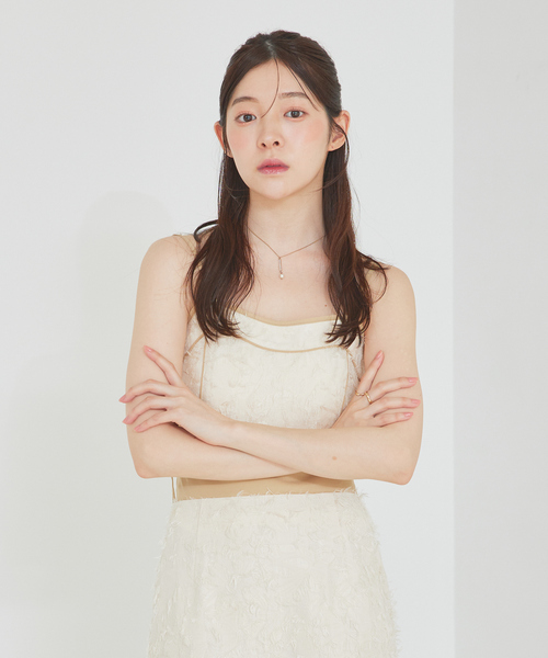 SELFIST(セルフィスト)の「【Can Cam掲載】【セットアップ対応】パイピングジャガードビスチェ 夏服 レイヤード オールシーズン(シャツ/ブラウス・レディース・ブラック/アイボリー・フリー)」の11枚目の写真