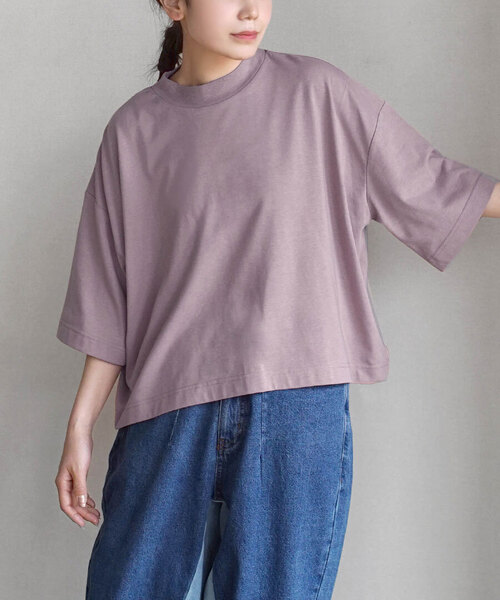zootie(ズーティー)の「汗しみない クロップドTシャツ(Tシャツ/カットソー・レディース・ダークカーキ/カーキ系/ベージュ系/ネイビー/ラベンダー/モカ/アイボリー/レッド系/イエロー系その他/ブラック/杢グレー/グレイッシュブルー/オフホワイト・フリー)」の11枚目の写真