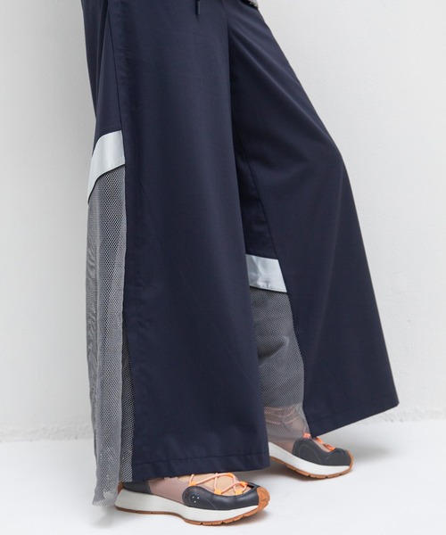 AULA AILA(アウラアイラ)の「メッシュコンビネーションワイドパンツ(その他パンツ・レディース・ブラック/ネイビー/オフホワイト・0/1)」の4枚目の写真
