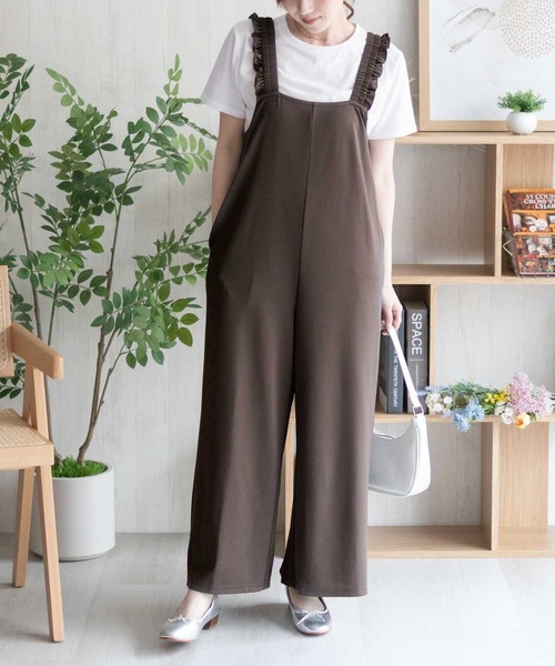 NAVY（ネイビー）の「nAvy ポリツイルサロペット ＋ Tシャツセット アンサンブル（サロペット/オーバーオール・レディース・ベージュ/ブラック/チャコールグレー・L/M）」の2枚目の写真