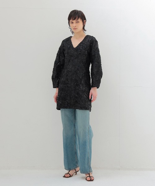BAUM UND PFERDGARTEN(バウムウンドヘルガーデン)の「BAUM UND PFERDGARTEN / AMYNA Roses and Sequins(ローズアンドスパンコールチュニックドレス 24116)(チュニック・レディース・ブラック・34)」の11枚目の写真