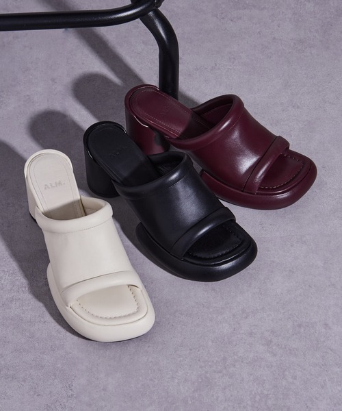 ALM.(アルム)の「【ALM.】CIELO LEATHER SANDALS(サンダル・レディース・ブラック/マルーン/アイボリー・36/38/37)」の4枚目の写真