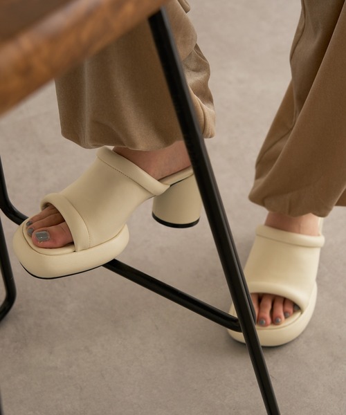 ALM.(アルム)の「【ALM.】CIELO LEATHER SANDALS(サンダル・レディース・ブラック/マルーン/アイボリー・36/38/37)」の18枚目の写真