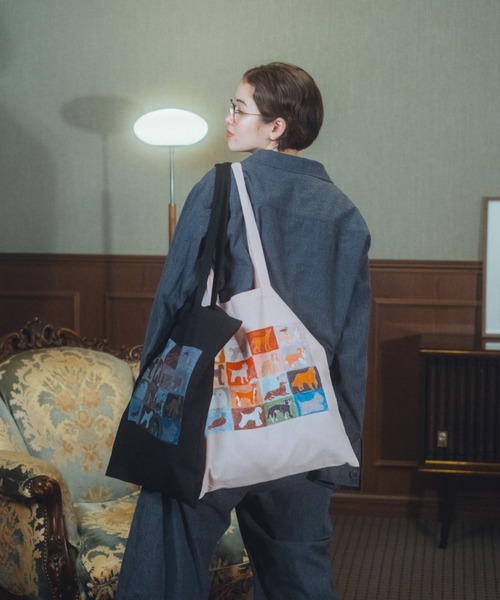 common gull products.(コモンガルプロダクツ)の「CONVENIENCEYOUNG×common gull products. dog and common gull bag(トートバッグ・レディース・ブラック系・フリー)」の5枚目の写真