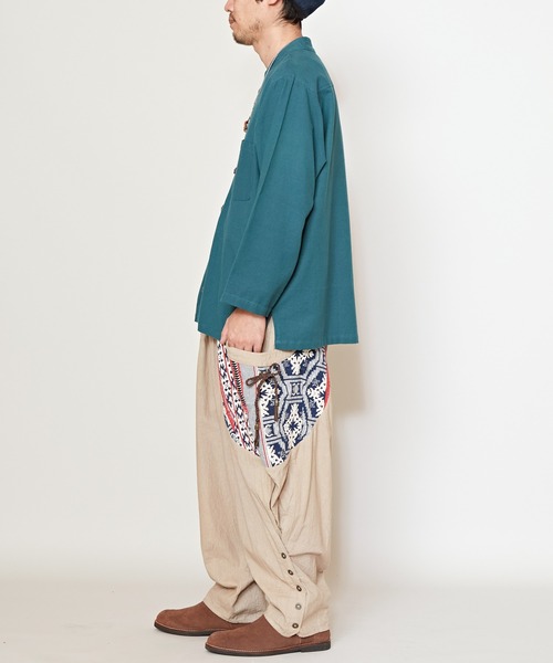 チャイハネ(チャイハネ)の「【チャイハネ】ベネパニバンドカラーMEN'Sシャツ M(シャツ/ブラウス・メンズ・ベージュ/ブルー/グレー・FREE)」の6枚目の写真