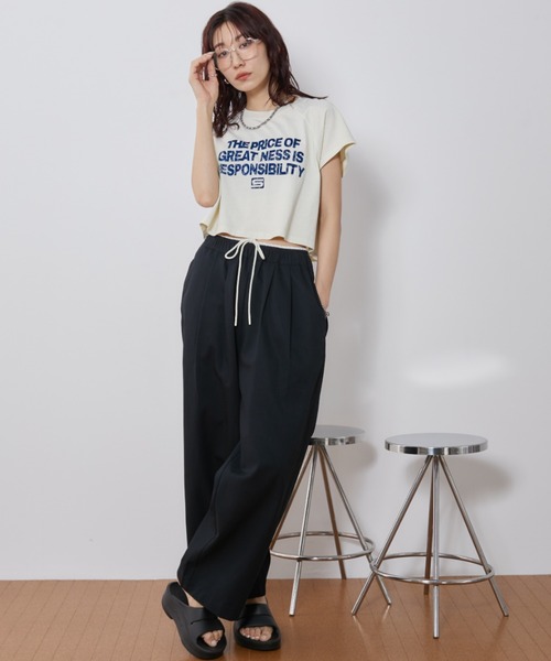 Auntie Rosa Holiday(アンティローザホリデー)の「ラグランクロップドプリントTEE(Tシャツ/カットソー・レディース・ナチュラル/チャコールグレー・FREE)」の8枚目の写真