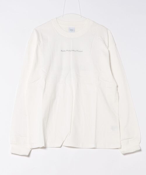 &soiree(アンドソワレ)の「【Spiritoso】絵画バックプリントロンT(Tシャツ/カットソー・レディース・チャコール/オフホワイト/グレイッシュベージュ・FREE)」の1枚目の写真