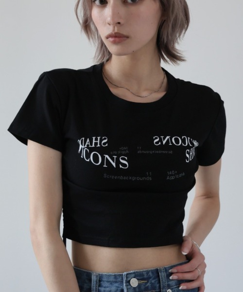 Ulysses(ユリシス)の「サイドシャーリングクロップドTシャツ(Tシャツ/カットソー・レディース・ホワイト/ブラック/ダークグレー/キャメル・F)」の1枚目の写真