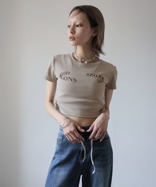 Ulysses(ユリシス)の「サイドシャーリングクロップドTシャツ(Tシャツ/カットソー・レディース・ホワイト/ブラック/ダークグレー/キャメル・F)」の13枚目の写真