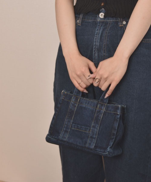 VIBGYOR Women（ヴィブジョー　ウィメン）の「【float】デニム ミニ トートバッグ/ショルダーバッグ【2way】（ショルダーバッグ・レディース・インディゴブルー/ライトブルー・FREE）」の9枚目の写真