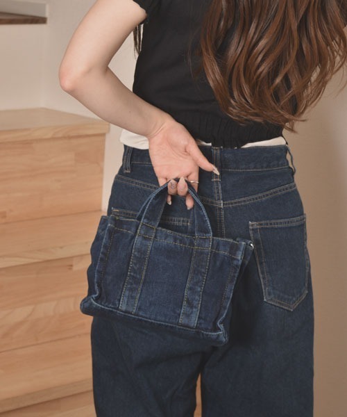 VIBGYOR Women（ヴィブジョー　ウィメン）の「【float】デニム ミニ トートバッグ/ショルダーバッグ【2way】（ショルダーバッグ・レディース・インディゴブルー/ライトブルー・FREE）」の13枚目の写真