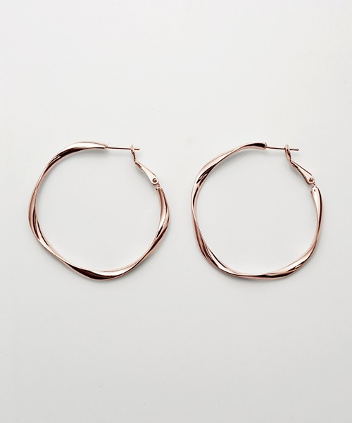 ciite' surgical stainless(シーテサージカルステンレス)の「【 金属アレルギー対応 】大ぶり ねじれフープピアス (両耳用) サージカルステンレス(ピアス(両耳用)・レディース・シルバー/ゴールド・FREE)」の18枚目の写真