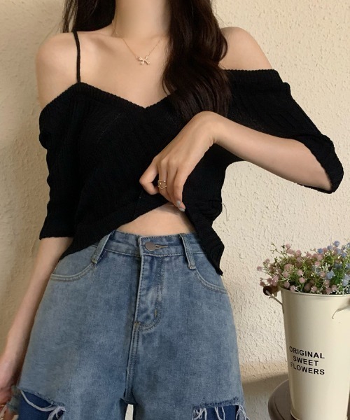 Teem Store(チームストア)の「【春夏新作】カシュクール風ストラップオフショルリブ半袖夏ニット(ニット/セーター・レディース・ホワイト/ブラック/ブルー/ピンク・F)」の9枚目の写真