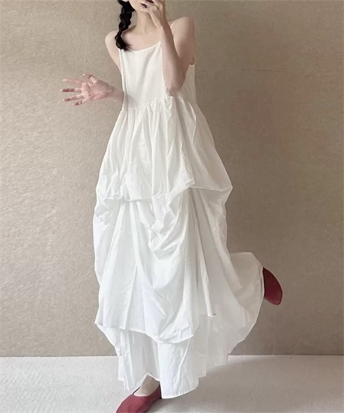 Dream garden(ドリームガーデン)の「マキシ丈アシンメトリーキャミワンピース(ワンピース・レディース・ブラック/ホワイト・XL/L/M/2XL)」の9枚目の写真