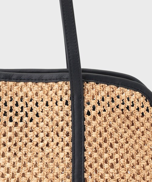 GRACE CONTINENTAL(グレースコンチネンタル)の「ORSETTOスクエアーバッグ(ハンドバッグ・レディース・ホワイト/ブラック・FREE)」の9枚目の写真