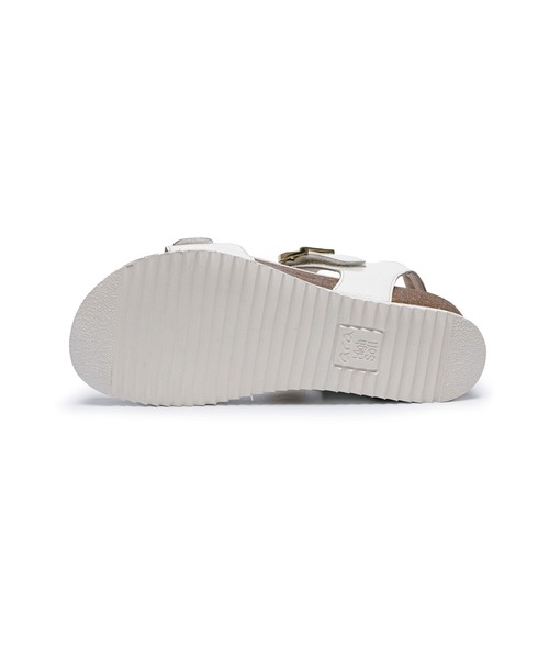 ara（アラ）の「ara/ [12-38510] NORDERNEY-S エナメル×ゴールドバックル 厚底サンダル（サンダル・レディース・ホワイト/ブラック・38/39/35/36/37/40）」の11枚目の写真