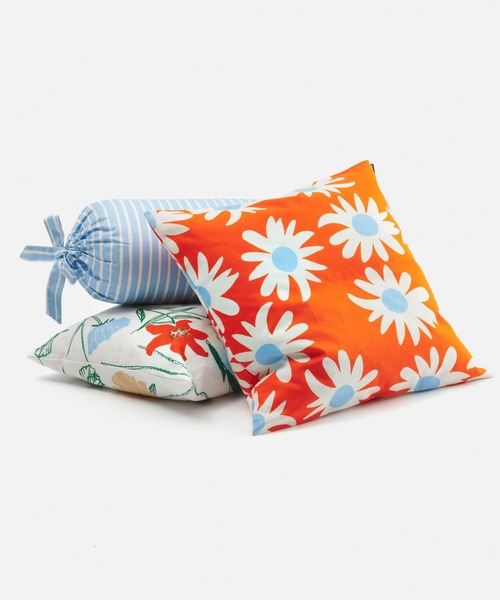 marimekko(マリメッコ)の「Rakastaa, ei rakasta / Cushion Cover 50x50(クッション/クッションカバー・レディース・オレンジ・FREE)」の5枚目の写真