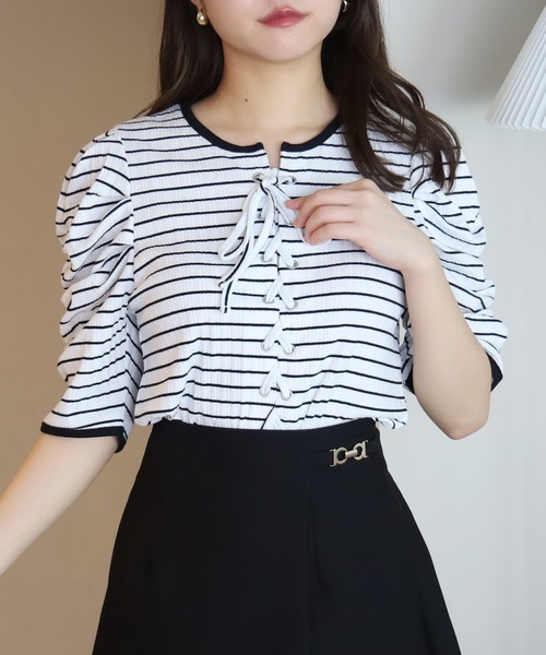 ASTORIA ODIER(アストリアオディール)の「レースアップリブカットソー(Tシャツ/カットソー・レディース・ホワイト×ブラック/ブラック/ホワイト・MEDIUM)」の4枚目の写真