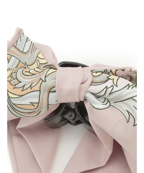 SNIDEL(スナイデル)の「スカーフリボンバンス(バレッタ/ヘアクリップ・レディース・ライトピンク/ブラウン・FREE)」の10枚目の写真