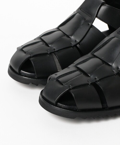 BEAMS F（ビームスエフ）の「Paraboot / PACIFIC レザー グルカサンダル（ドレスシューズ・メンズ・ブラック/ブラウン・41/40/43/42/44/39）」の3枚目の写真