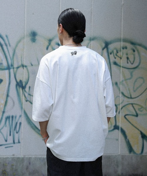 MDR(エムディアール)の「ワンポイント刺繍半袖Tシャツ(Tシャツ/カットソー・メンズ・ホワイト系その他2/ブラック系その他2/ホワイト系その他/ブラック系その他・M/L)」の7枚目の写真