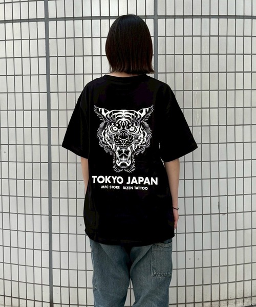 MFC STORE（エムエフシーストア）の「彫師美漸-BIZEN x MFC STORE TIGER TYO S/S TEE（Tシャツ/カットソー・メンズ・ホワイト/チャコール/ブラック・XS/S/M/L/XL/XXL）」の20枚目の写真
