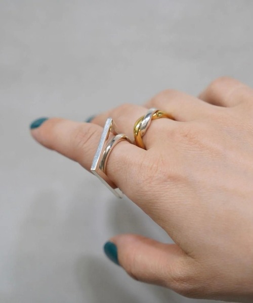 ACE by MORIZANE(エースバイモリザネ)の「【ACE by morizane】acegimmel ring k18 gold plated(リング・メンズ・シルバー×ゴールド・11号/18号)」の6枚目の写真
