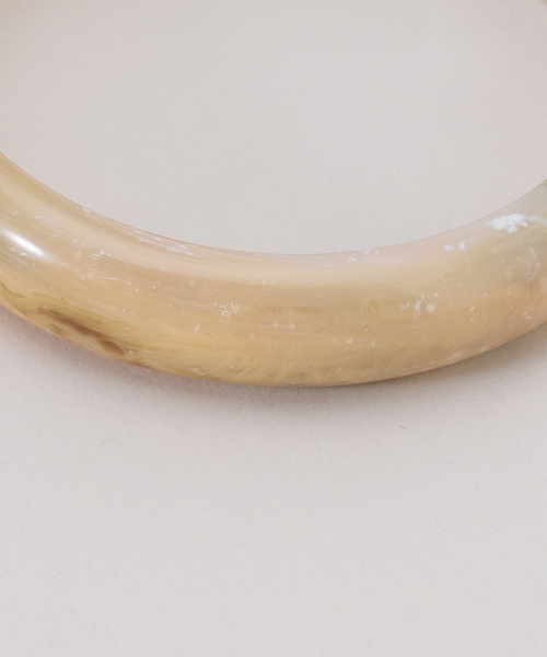 Noble（ノーブル）の「WAEKURA/ワエクラ マーブルバングル（バングル/リストバンド・レディース・ブラウン/ベージュ・FREE）」の9枚目の写真