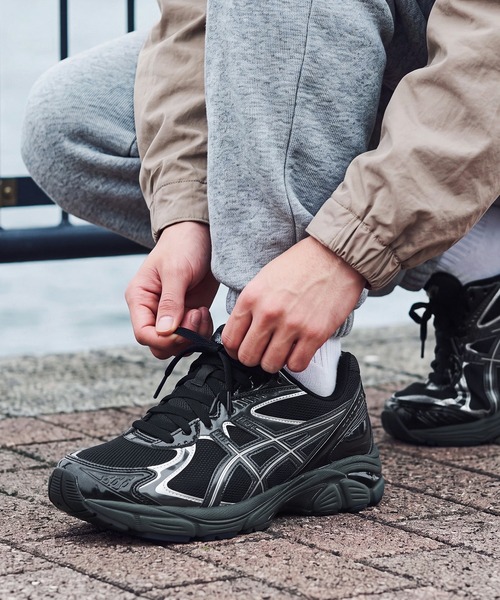 ASICS(アシックス)の「【ASICS】GT-2160(スニーカー・メンズ・グレー/クリーム/ブラック・23cm/22.5cm/28cm/27cm/26cm/24.5cm/24cm/23.5cm/27.5/26.5/25.5/25/28.5cm)」の2枚目の写真