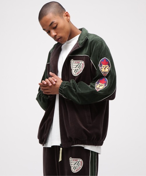 AVIREX（アヴィレックス）の「VELOUR RAGLAN SLEEVE STAND ZIP "A.C.D" / ベロア ラグランスリーブ スタンドジップ / AVIREX / アヴィレックス（ジャージ・メンズ・グリーン/ブラック・MEDIUM/LARGE/X-LARGE/XX-LARGE）」の21枚目の写真