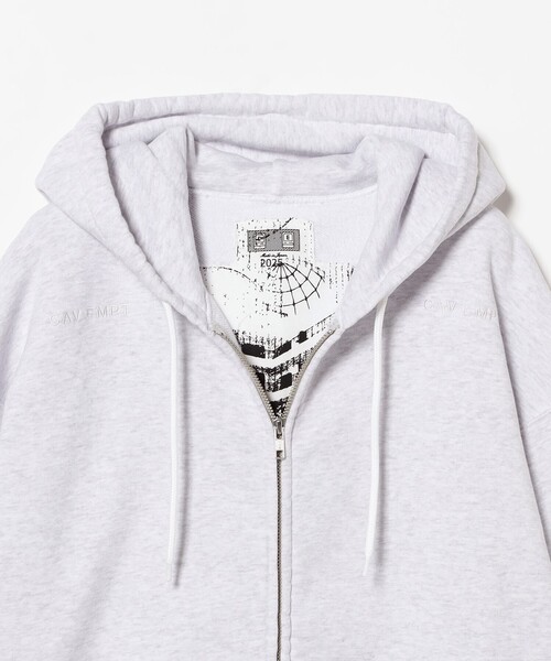 C.E(シーイー)の「C.E / SOLID LOOSE ZIP HOODY(スウェット・メンズ・グレー・LARGE/MEDIUM/X-LARGE)」の3枚目の写真