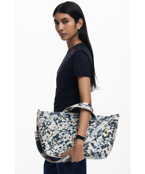 Desigual(デシグアル)の「編み込みミディアムショッパーバッグ(ハンドバッグ・レディース・マルチ・FREE)」の9枚目の写真